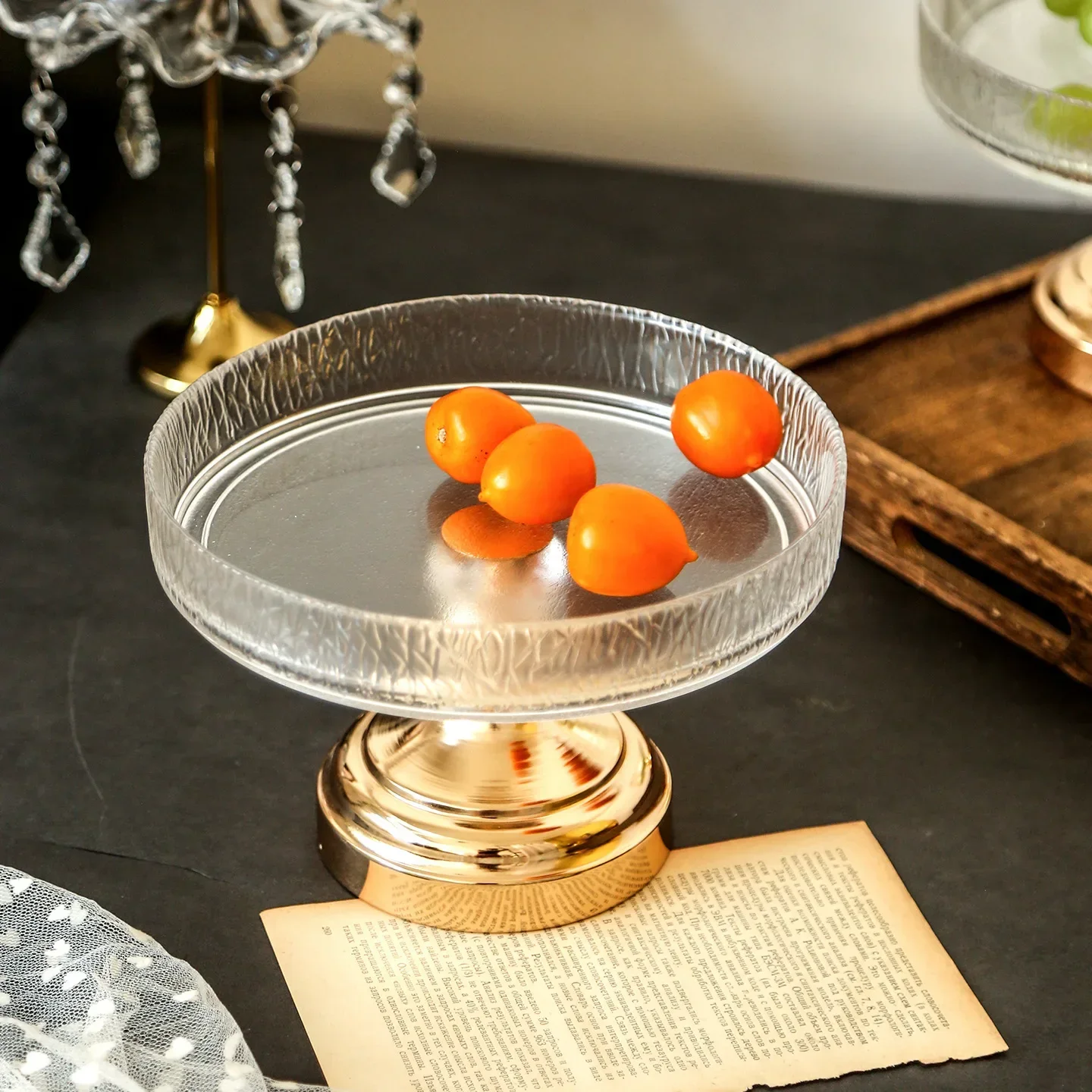 DSA light luxury glass fruit plate with lid dessert plate tall  cake display tray front desk candy snack plate