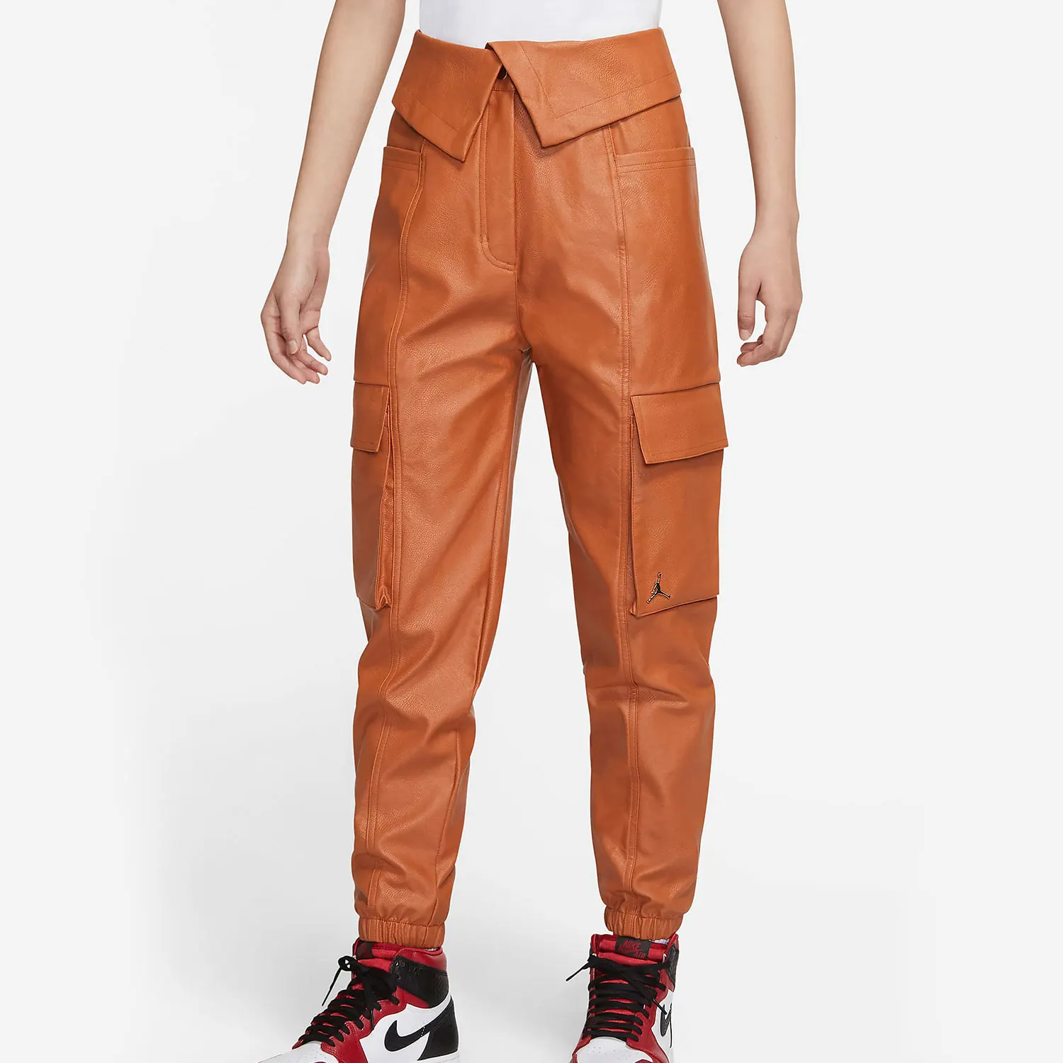 

Оригинальные женские удобные спортивные брюки Nike COURT-TO-RUNWAY CW6487-231