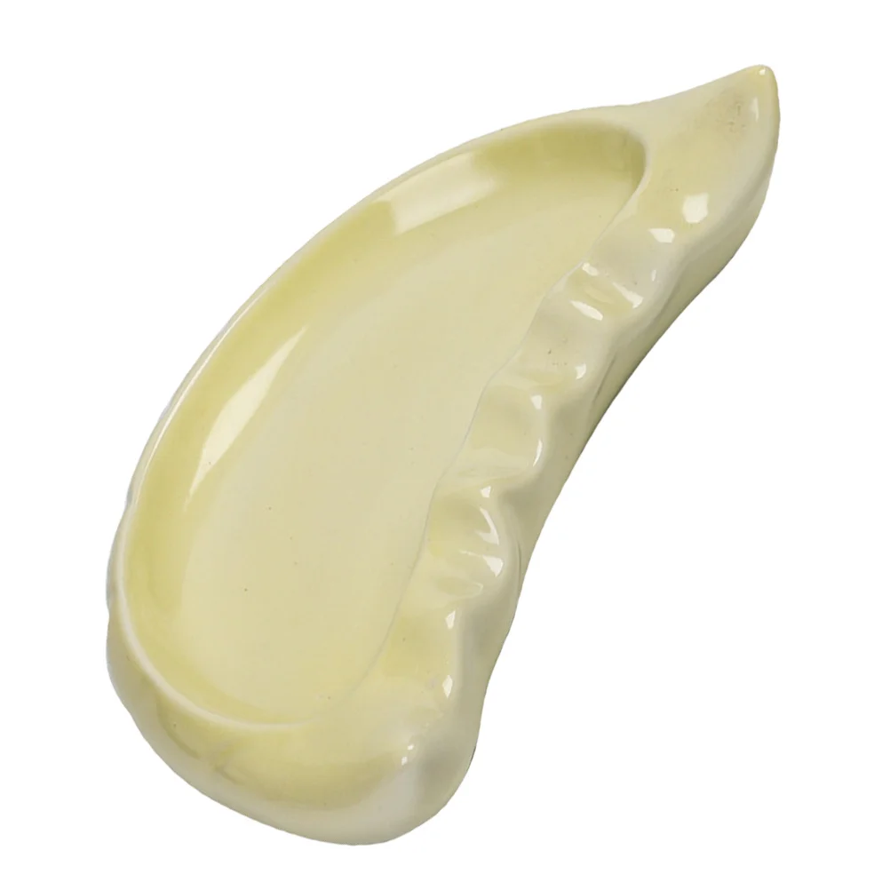 

Ceramic Dumpling Plate Creative Dumpling Shape for Serving Snacks Appetizers Desserts Family Gatherings Restaurant Tableware