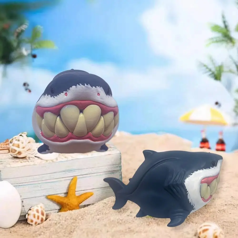 Q-version Shark Bee Ornament Resin Whale Shark Shark Resin Ornament Cartoon Savage Animal Statue Ornament Science Fiction Fans