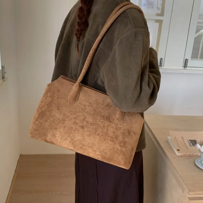 

Women's Everyday Style Multi-color Suede Horizontal Shoulder Bag, for Work, Travel, Daily Commute & Casual Street Style