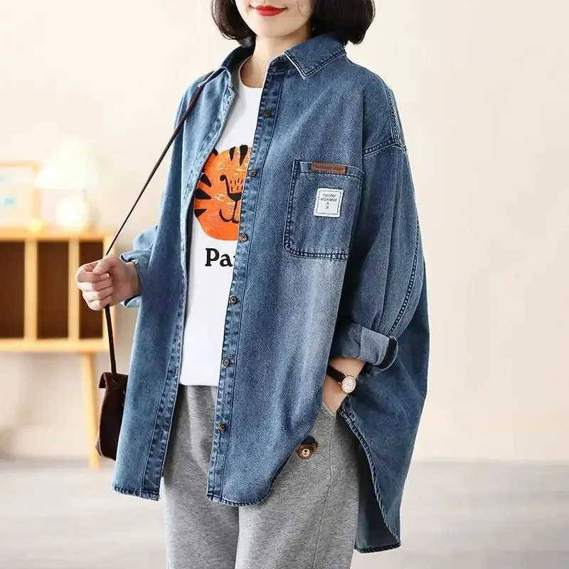 

Denim Shirt Jacket Women 2025 Spring Autumn New Cowboy Coat Ladies Short Fashion Retro Jeans Outerwear Large Size Overcoat Tops