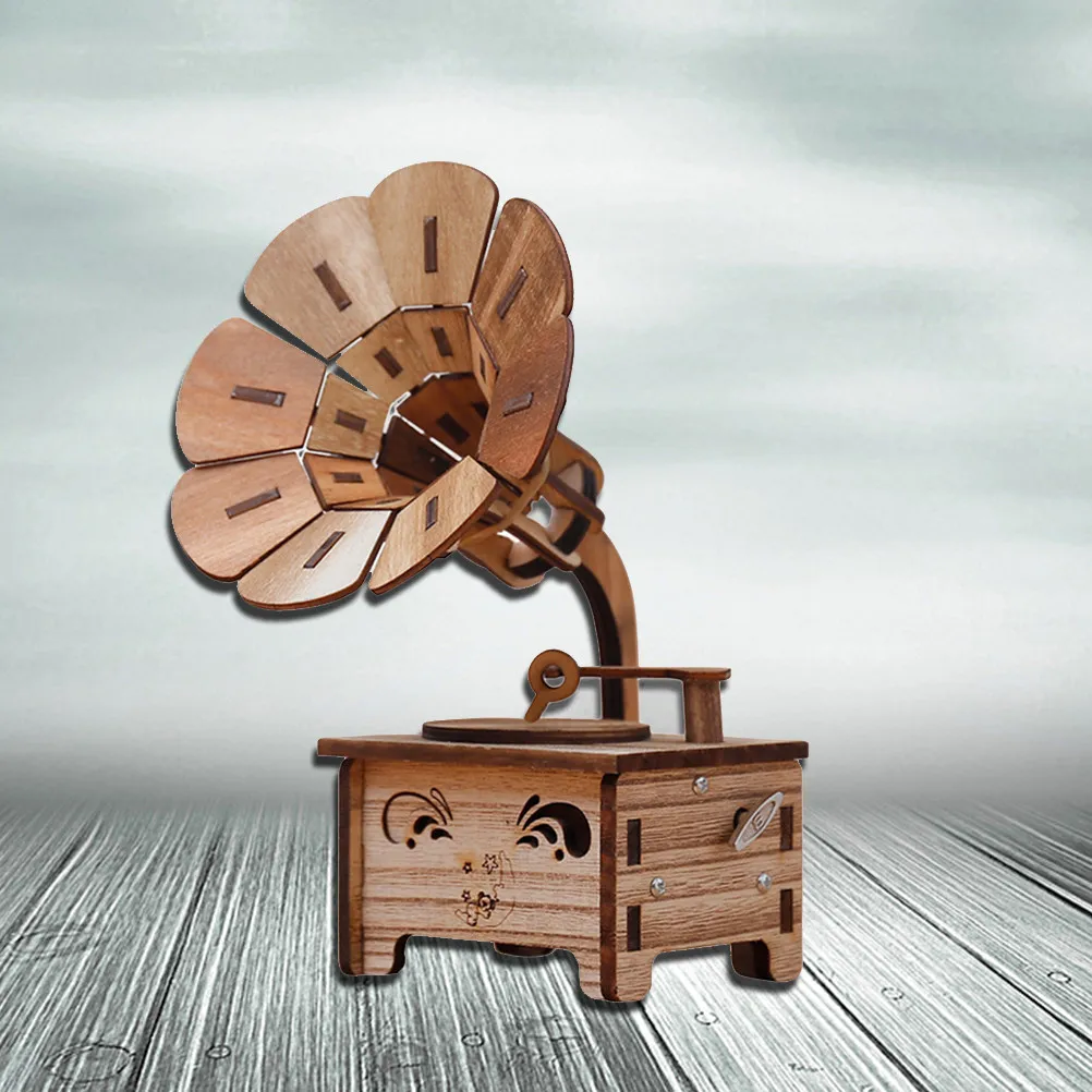 Creative Music Box Natural Wood Crafted Smooth Surface Fair-Sounding Melody Romantic Home Decor Warm Atmosphere Gift for Her