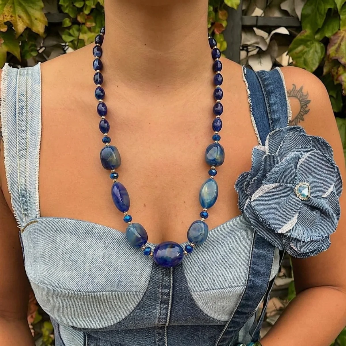 Trendige Punk-Halskette mit unregelmäßigen Harzperlen für Damen und Herren, minimalistische geometrische Acryl-Kristallperlen, Choker, Partyschmuck – Detail 15