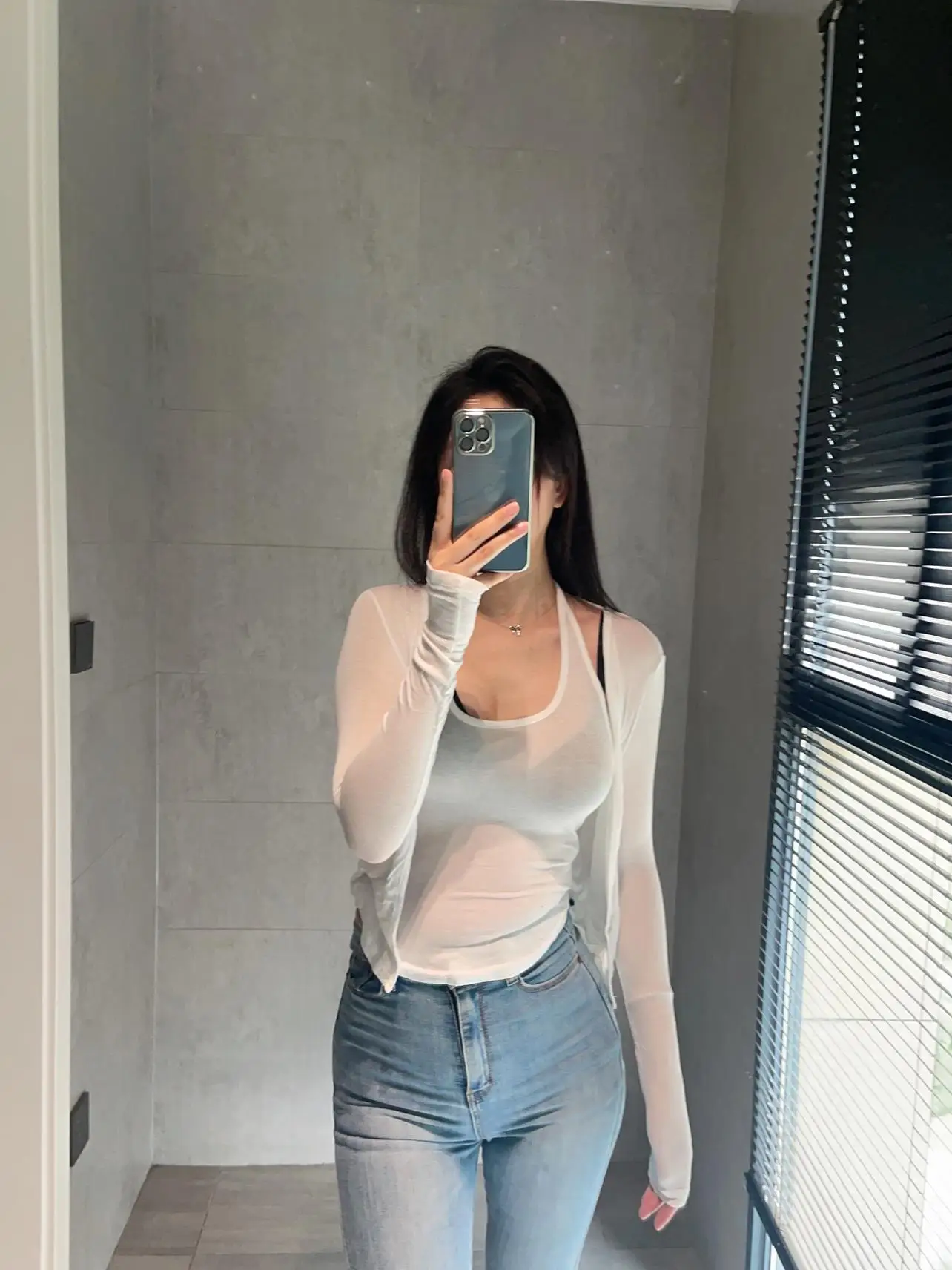 

Zhi Che Super Recommended Neck Hanging Tight Fit Body Shaping Set Fashionable Women's Ensemble Spring Collection 2024