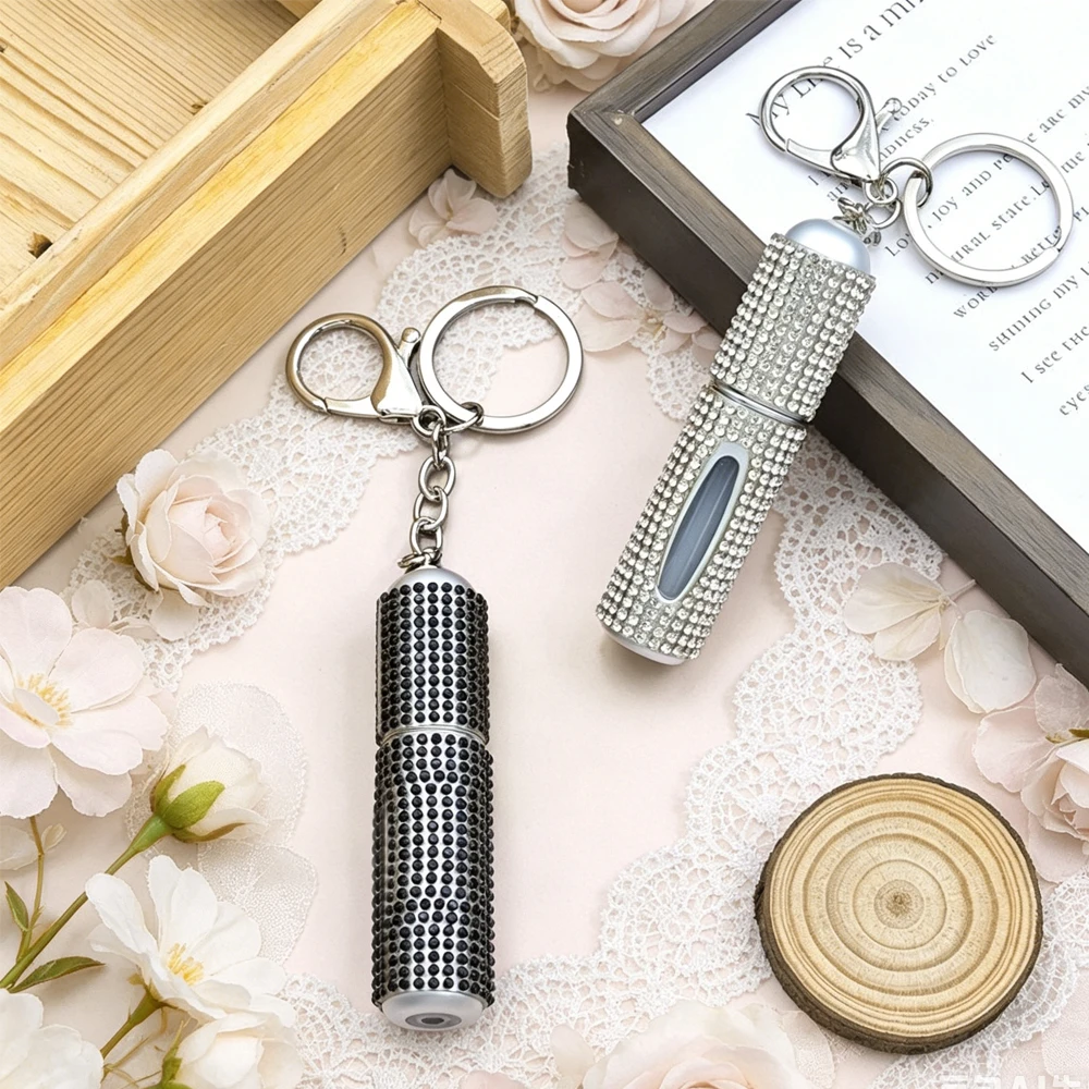 

Mini Perfume Spray Metal Bottom Bottling Keychain 5ml Hot-selling Rhinestone Keyring Portable Creative Women Key Chain Ring Gift