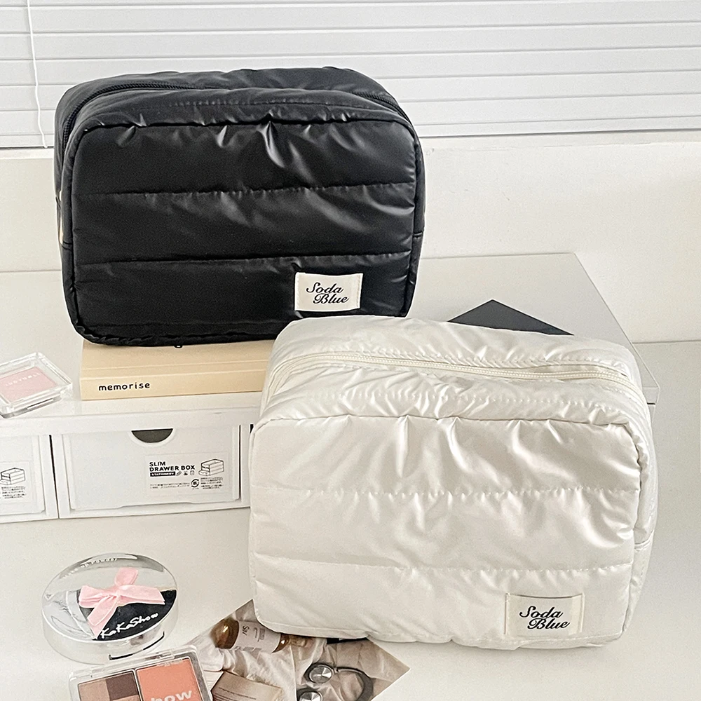 Wholesale Large Capacity Waterproof Makeup Handbag Travel Women Cosmetic Toiletry Storage Pouch Elegant Ladies Square Zipper Bag