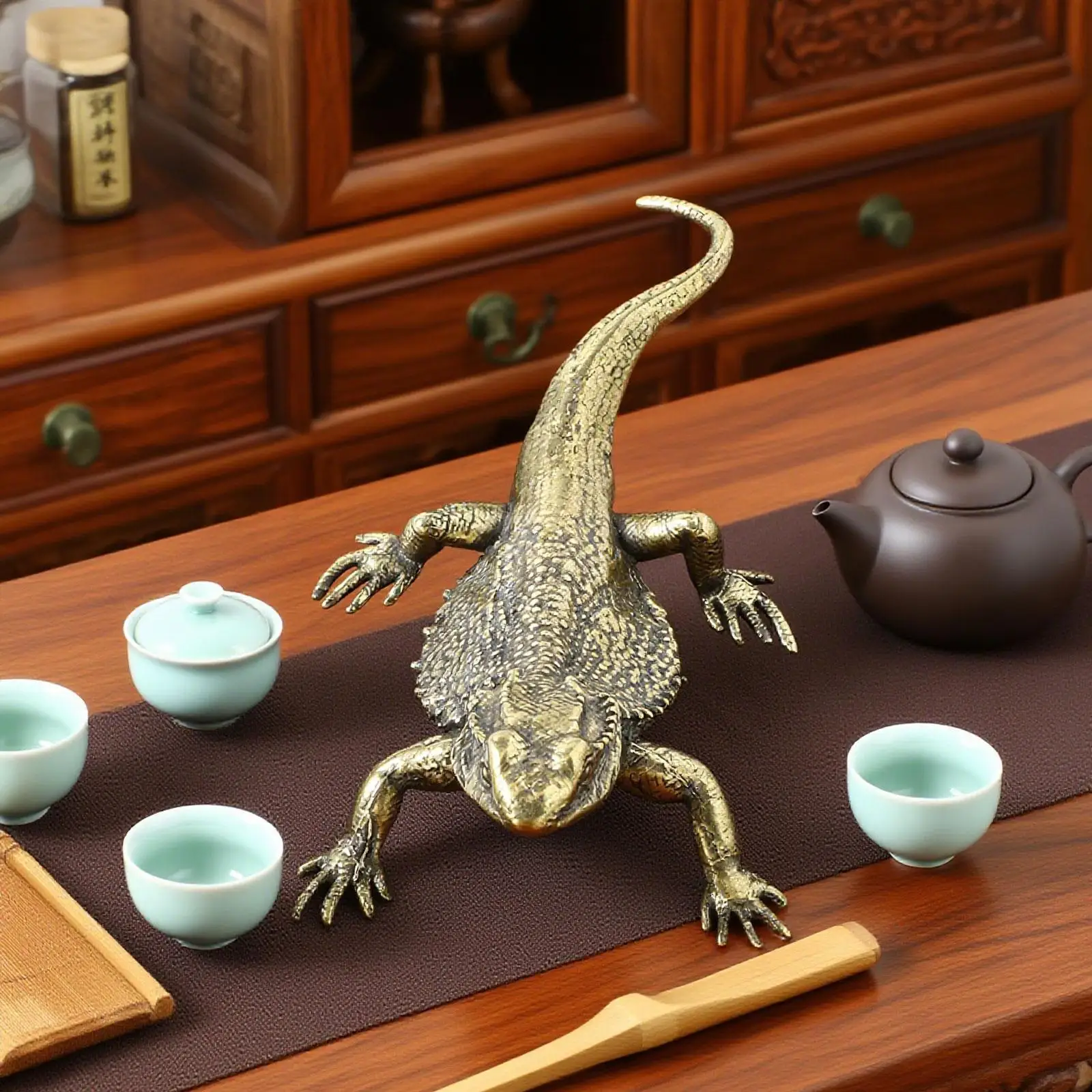 Brass Giant Lizard Statue, Tea Pet Artware, Vintage Craft Wealth Decor, Animal Collectible Figurine for Home Office