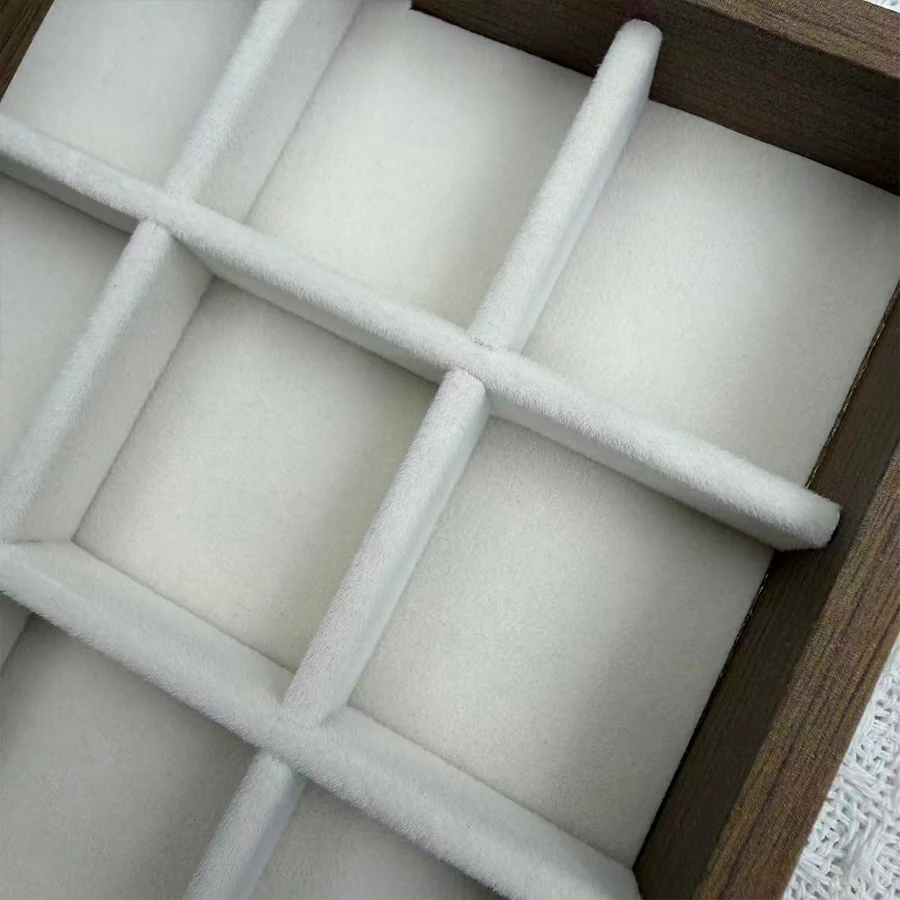 قطعة واحدة، صندوق مجوهرات بنمط خشب الجوز، صينية مجوهرات، مناسبة لتخزين القلائد والخواتم والأقراط والأذن. اللون: بيج