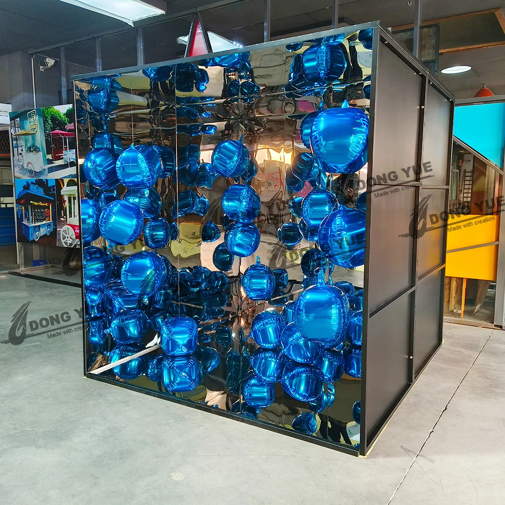 กล่องถ่ายรูปกระจกสแตนเลสแบบกำหนดเองของ Peiqi สำหรับงานแต่งงาน งานปาร์ตี้ ตกแต่งนิตยสาร กล่องถ่ายรูปกระจก