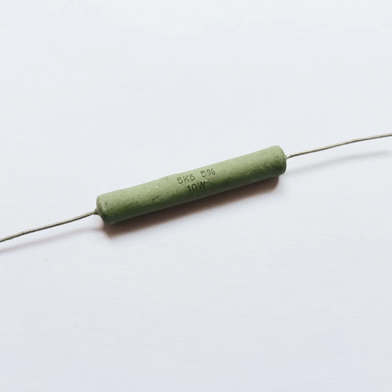 Original new 100% import manufactor wire wound resistor AC-10 5600R 5.6K 10W 5600Ohm 5% precision (Inductor)