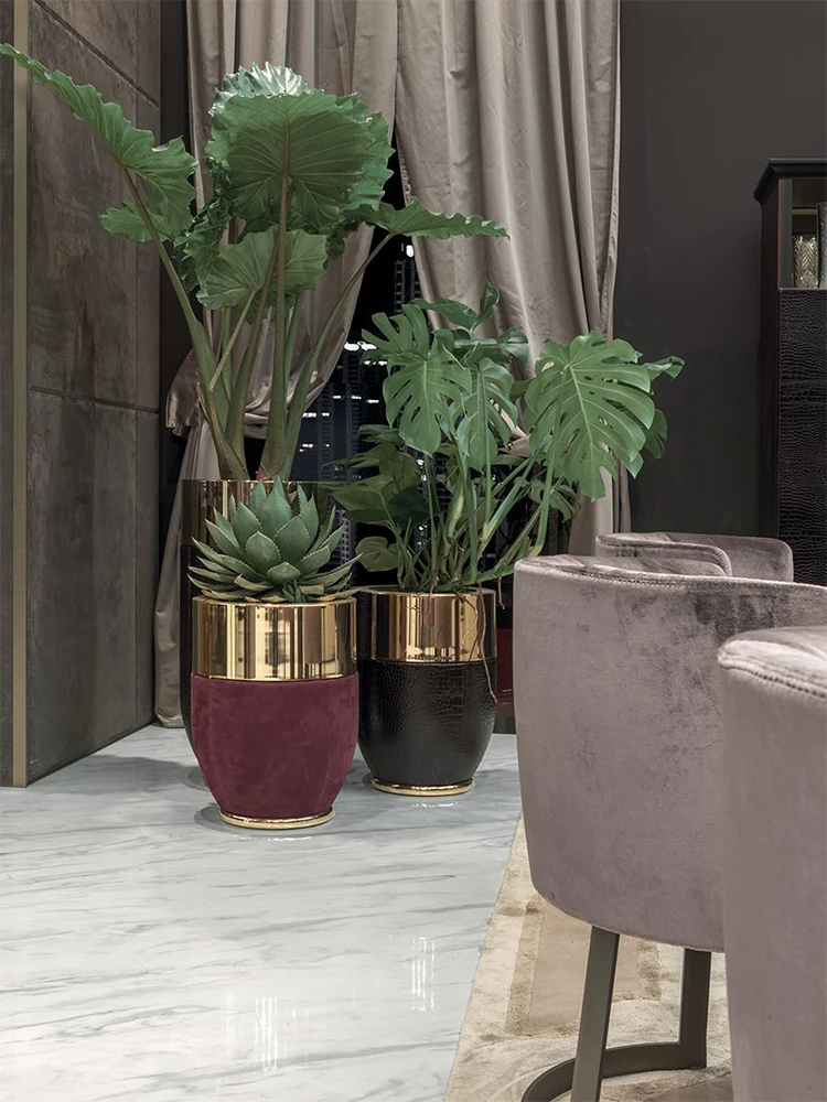 Customized fiberglass light luxury large flower pot, metal living room, golden floor, high-end Nordic stainless steel