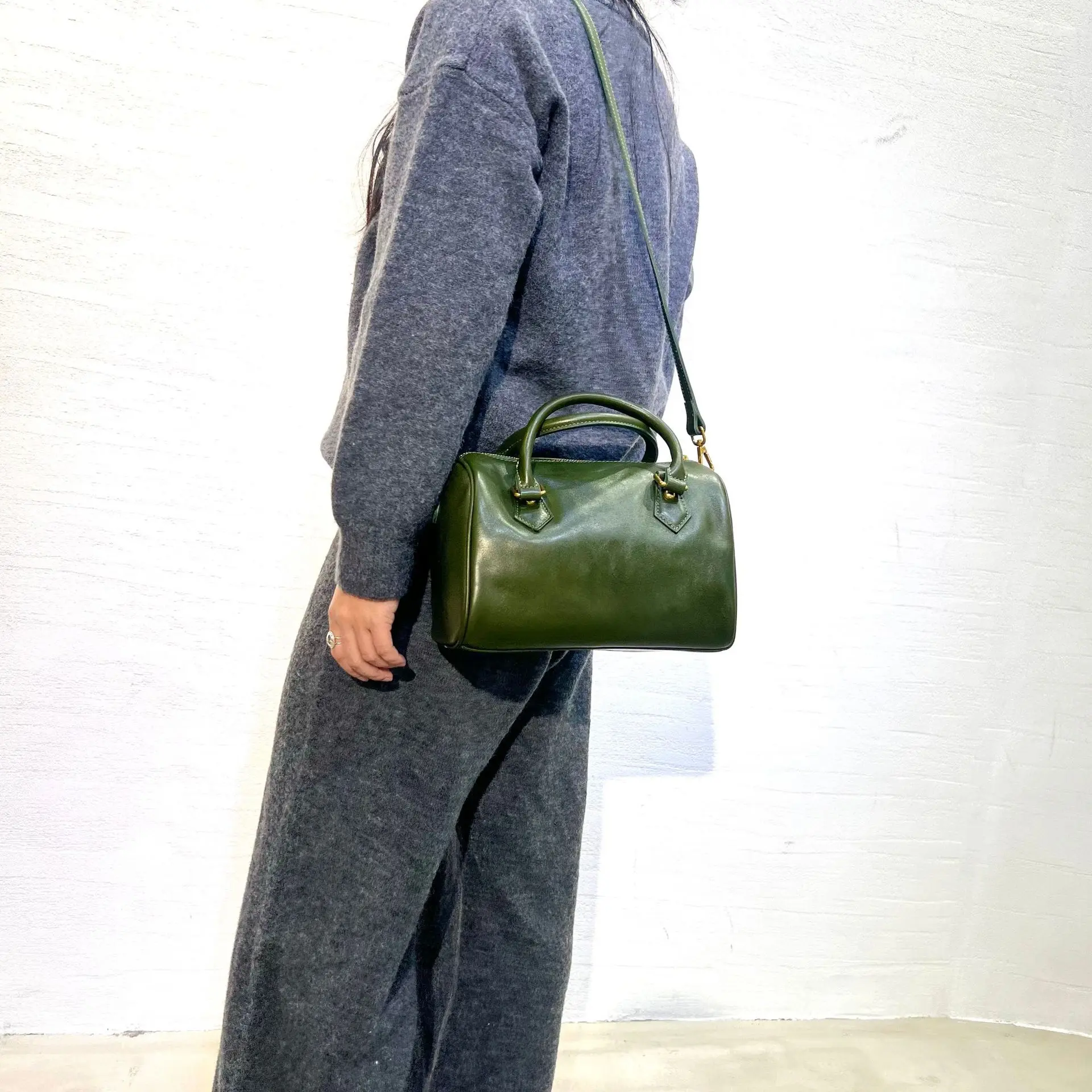 

Genuine Leather Women's Bag Retro Handcrafted Top Layer Cowhide Boston Handbag Single-shoulder Crossbody Designer Luxury Bag