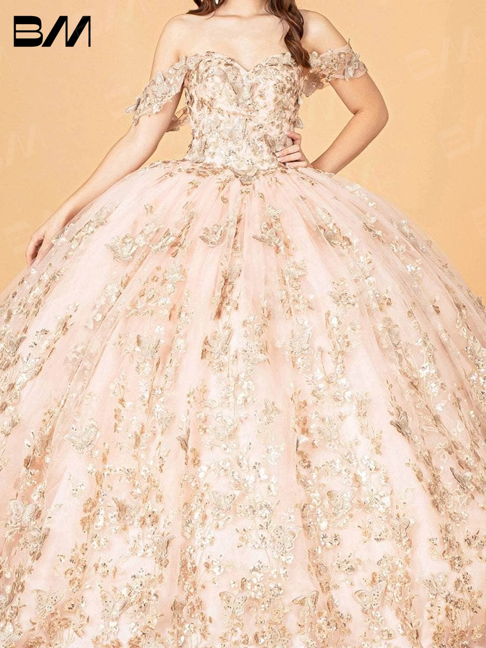 Golden Quinceanera Dress 2023 Appliqued Ballgown Glitter Cocktail Dresses Vestidos De 15 Quinceañera Sequin Evening Dress