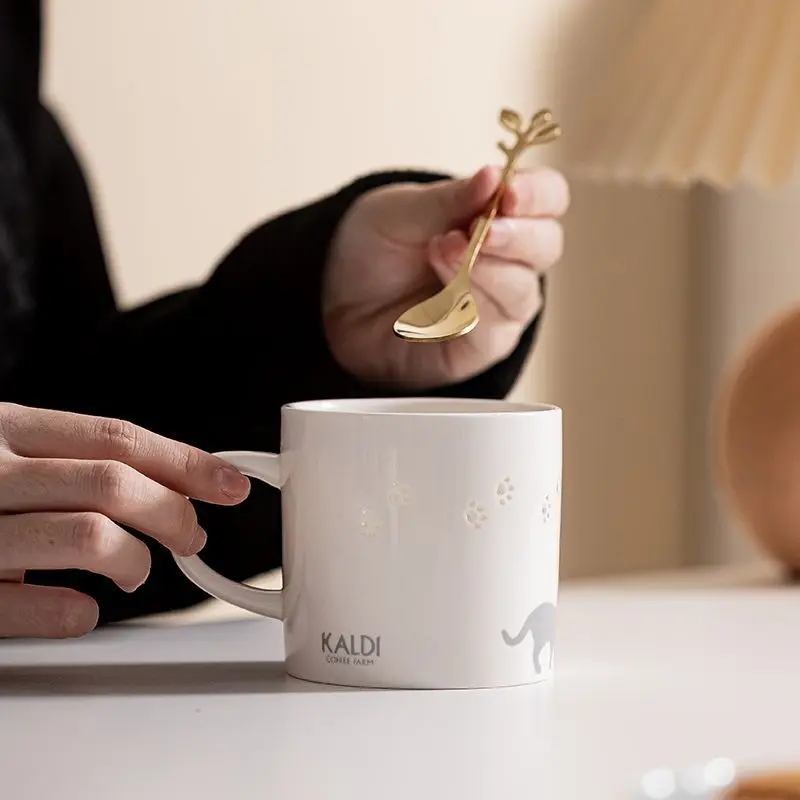 Ceramic Exquisite Cat Paw Mug Cartoon Birthday Gift Simple Couple Water Cup Coffee Breakfast Cup Office Birthday Christmas Gift