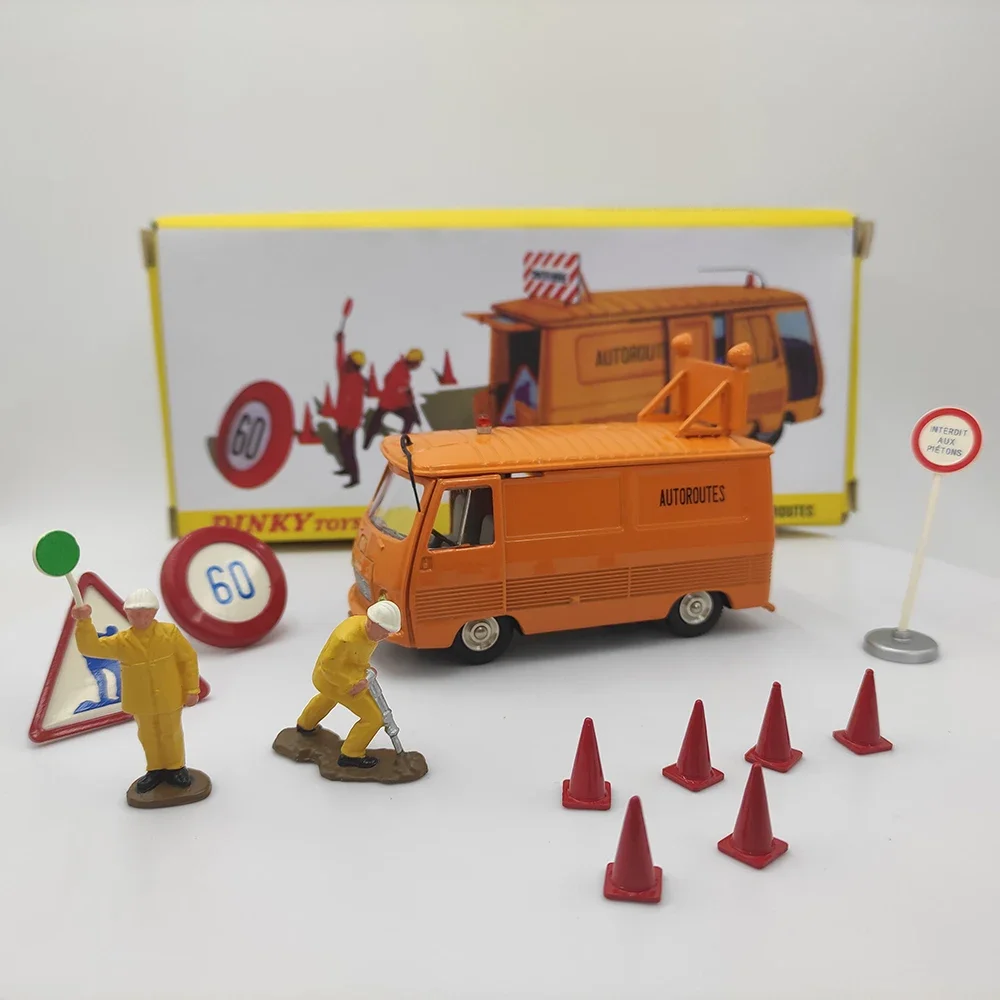 

Diecast Dinky Toys 1:43 Scale Municipal Maintenance Vehicle Alloy Car Model Collectible Toy Gift Souvenir Display Ornament
