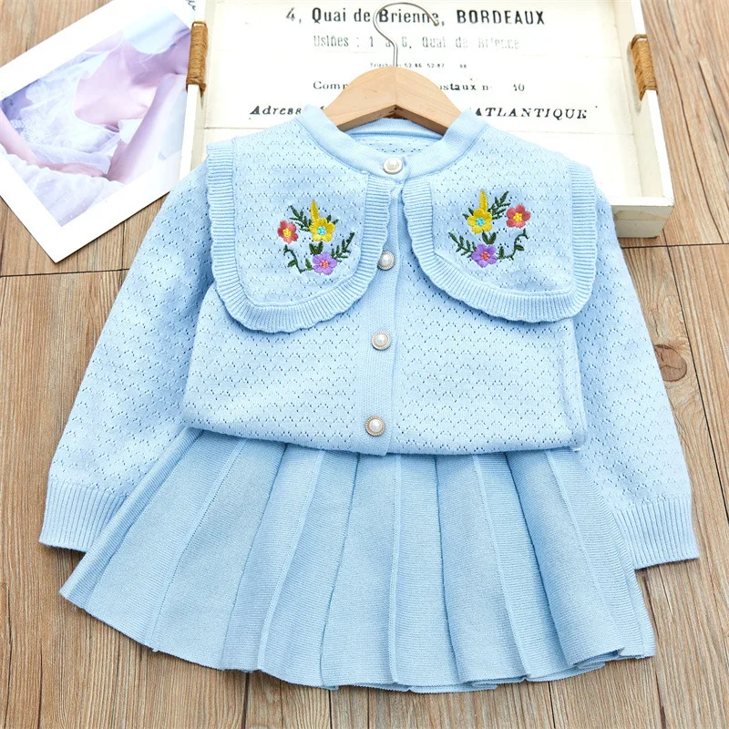 

Children's Set New Girls' Autumn Winter Knitted Simple Floral Embroidery Long Sleeve Coat Collar Dress Two-Piece Set