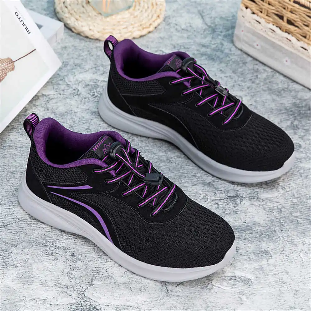 

Внешний вид. Зеленые туфли в сетку. Платье на каблуке. Женские лоферы. Туфли на платформе. Черные кроссовки. Спортивные суперпредложения. Лоферы.