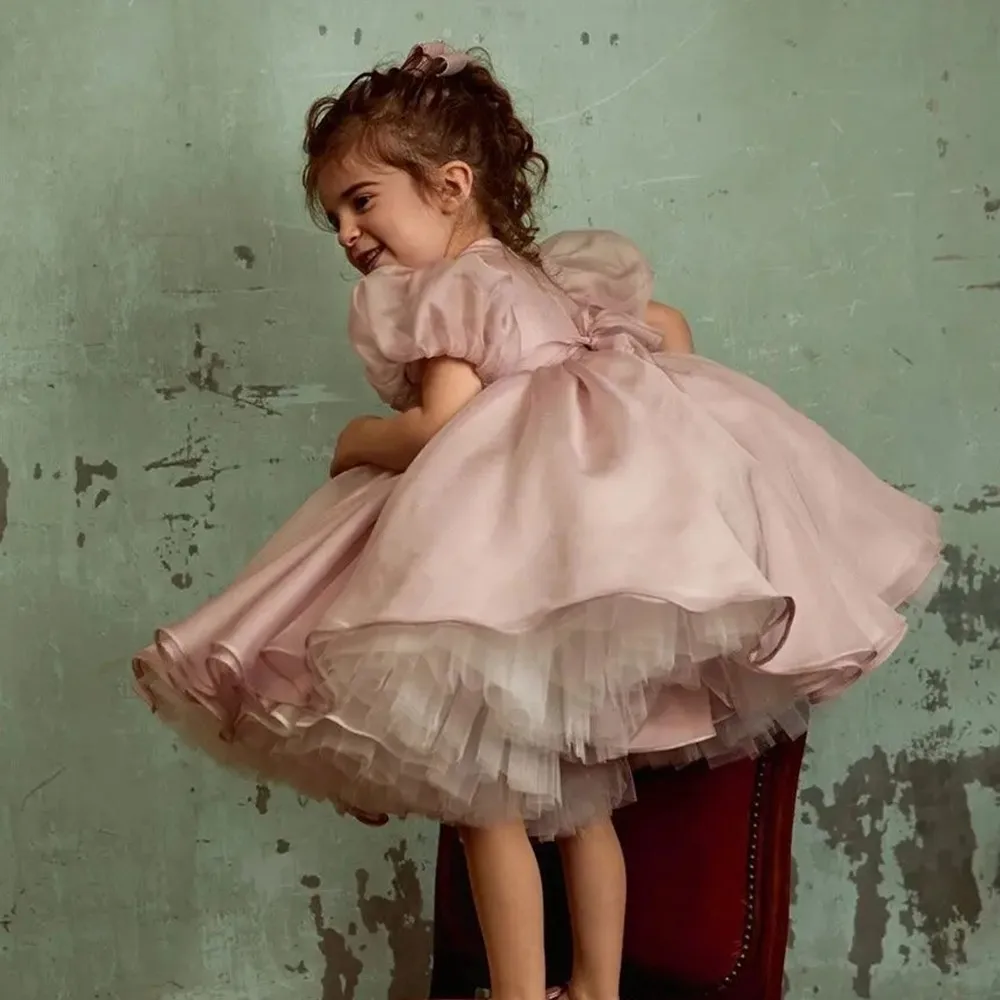 Elegant Flower Girl Dress For Wedding Tulle Puffy Knee Length Short Sleeve With Bow Child First Eucharistic Birthday Party Gown