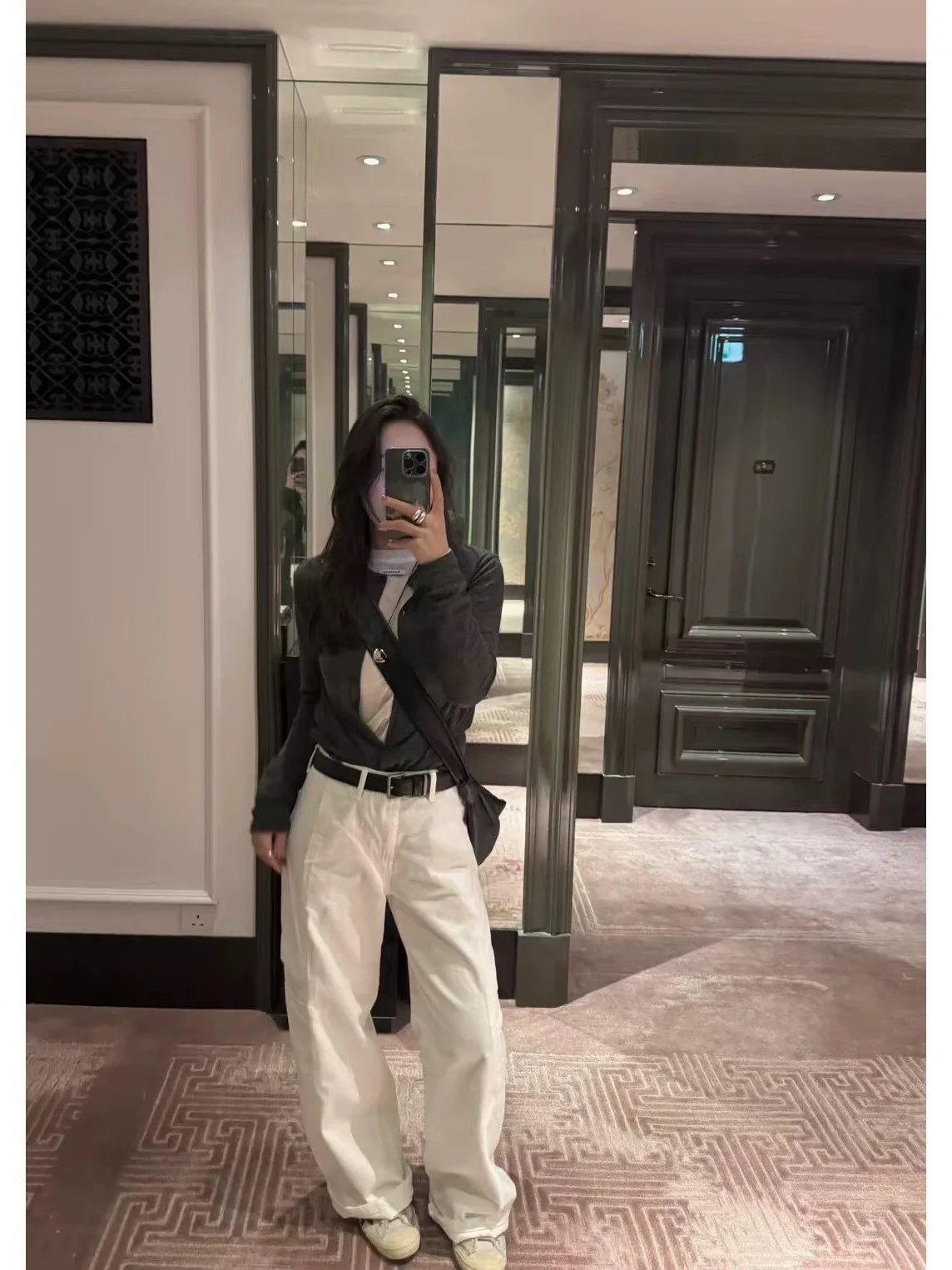 Frühling 2025, Damen-Arbeitskleidung mit weitem Bein, Sle-Jeans, Dongda Gate, einfache Passform, mehrere Kette, Design, Baumwolle, elastisch, Denim, hoch...