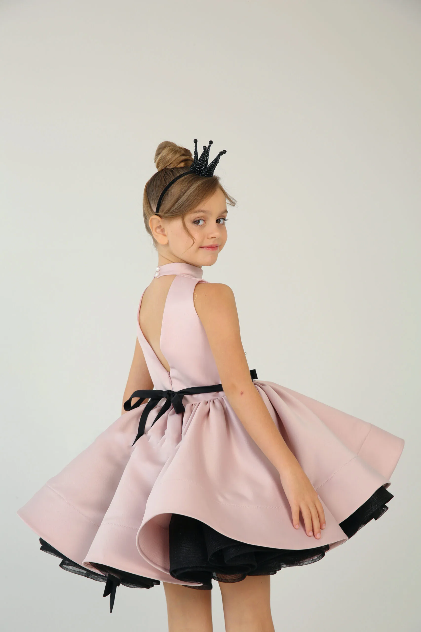 فستان فتاة الزهور لحفلات الزفاف من الساتان بدون أكمام مطرز بالخرز فستان أنيق لأداء البيانو فستان حفلة عيد الميلاد مخصص #2