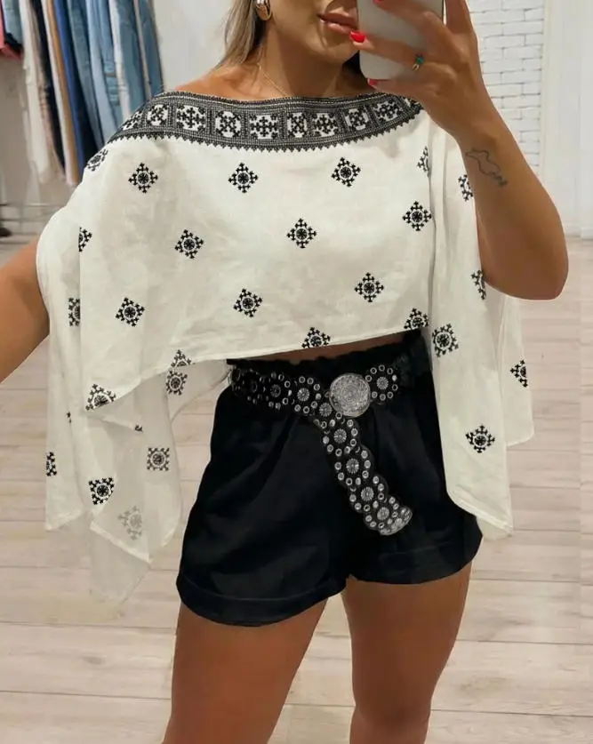 

Top Women 2026 Spring New Vintage Baroque Print Off Shoulder Split Sleeve Convertible Shoulder Casual Top with Bandeau