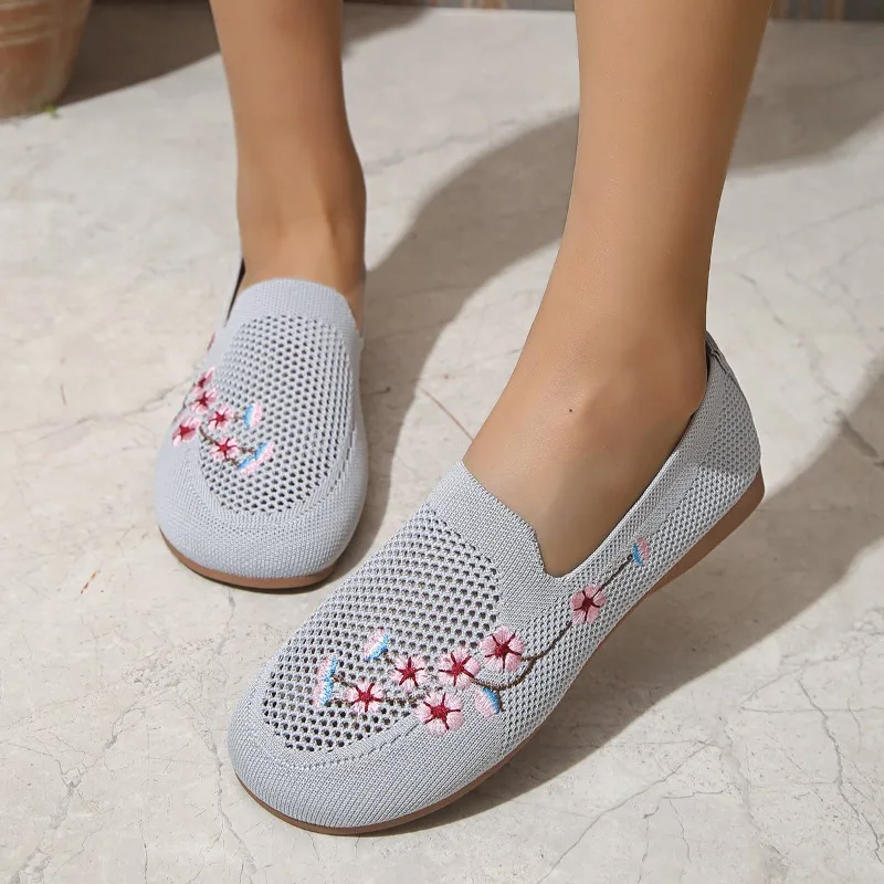 Sapato raso com malha bordada para mulheres, slip-on casual, mocassins rasos, calçado respirável, verão elegante