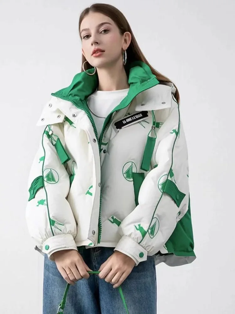 Kurze Daunenjacke mit Kapuze, modisch, 2025, dick, warm, neuer Winter, Spleißen, kontrastierender Buchstabe, Entendaunen, trendige Markenjacke
