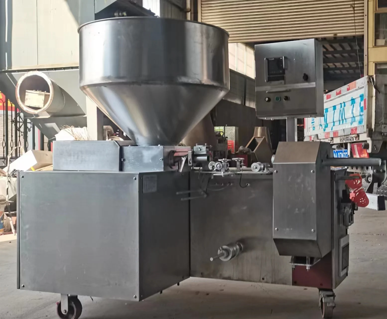 High Quality Nonwoven Nutrient Block Molding Machine Vegetable Seedling Nutrient Soil Block Making Machine
