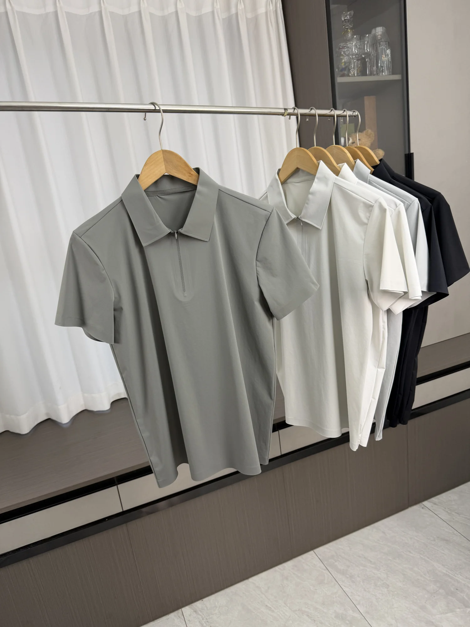 

Comfortable Cool Feeling! Commuter! Summer Men's Business Casual Sports Sunscreen Short Sleeve Shirt Breathable Lightwei...