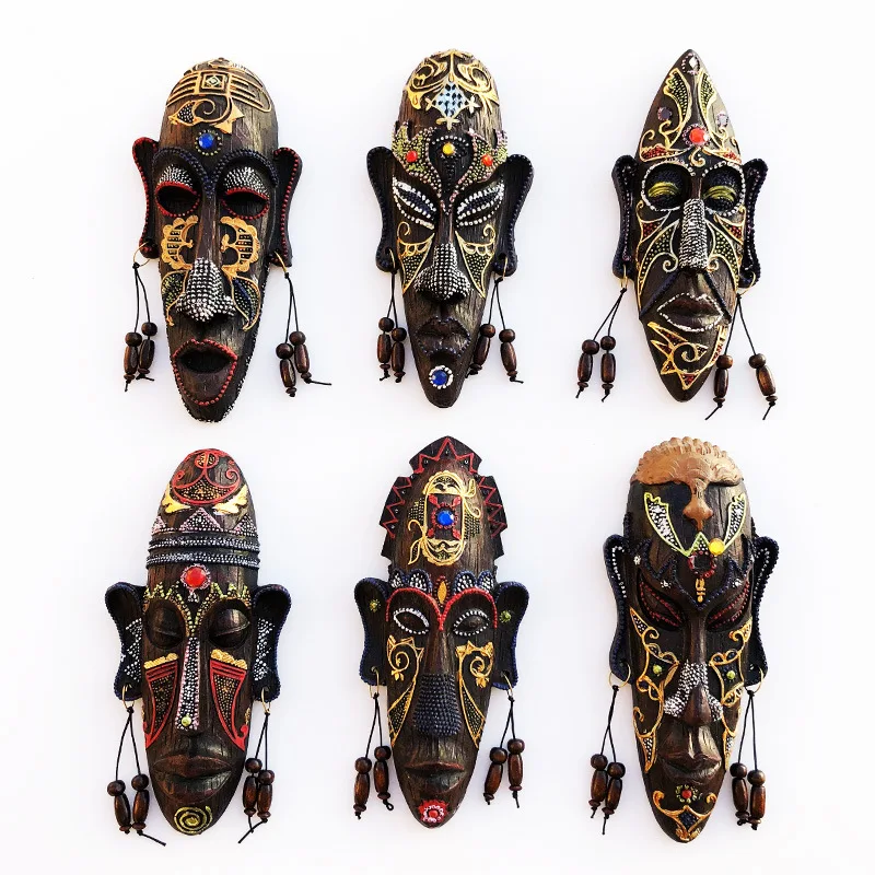 

African style decorative items, South African and Kenyan mask pendants, hand-painted resin handicrafts for decoration