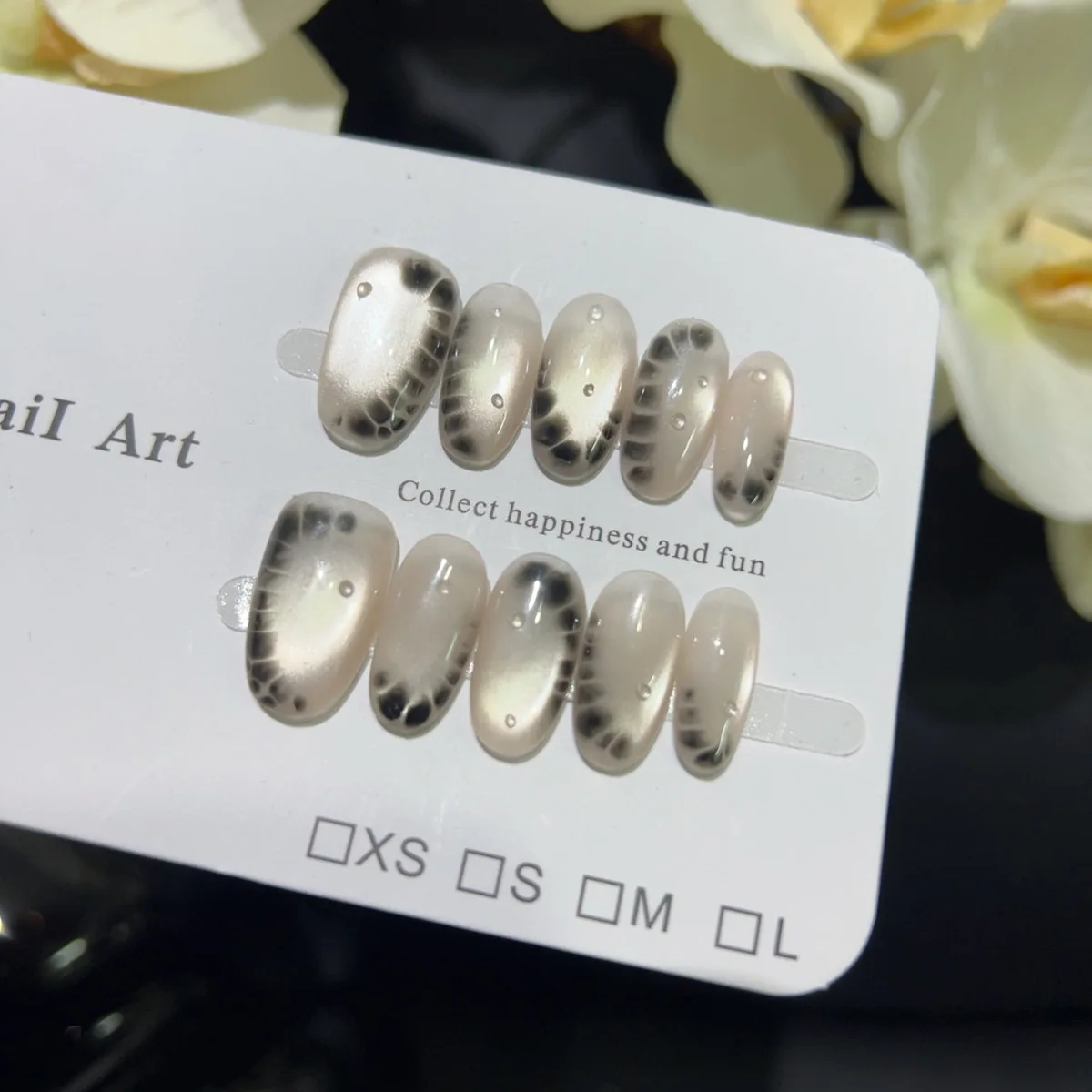 

10PCS Simple Nude Cat Eye Short Oval Press on Nails Full Cover Blurred Snake Pattern French Handmade Sweet Cool False Nail Tools