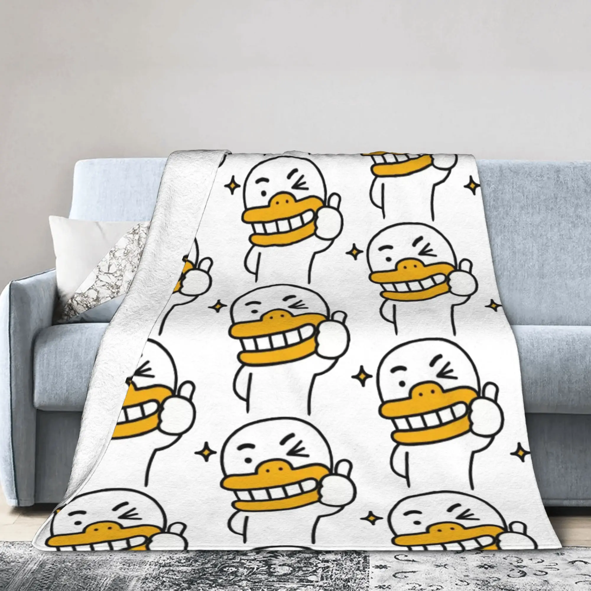 K-Kakaos F-Friends Tube Thumb Up Blankets Flannel All Season  Portable Lightweight Thin Throw Blankets for Bed Outdoor Quilt