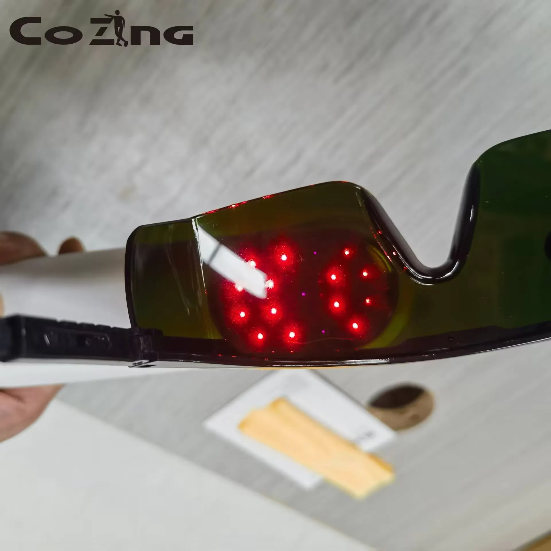 

Аппарат для физиотерапии холодным лазером COZING LLLT 650 нм 808 нм для облегчения боли в плече, лечения растяжений и заживления ран