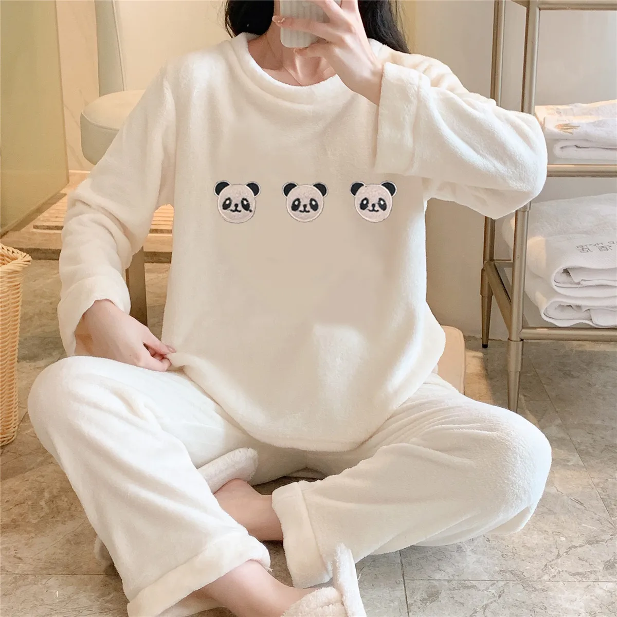 Winter New Flannel Warm Pajamas for Wome Thickening Round Neck Long Sleeve Outfits for Women 2 Piece Set Cute Printing Home Wear