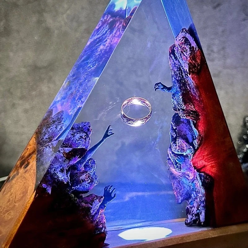 

Epoxy resin wooden handmade gift ornament home decoration marine resin lamp gift ornament