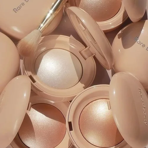 Imagen 1 del producto Paleta de resaltadores de tacto sedoso, luz positiva de belleza rara, paleta iluminadora, brillo Natural, brillo, polvo brillante, espejo de maquillaje