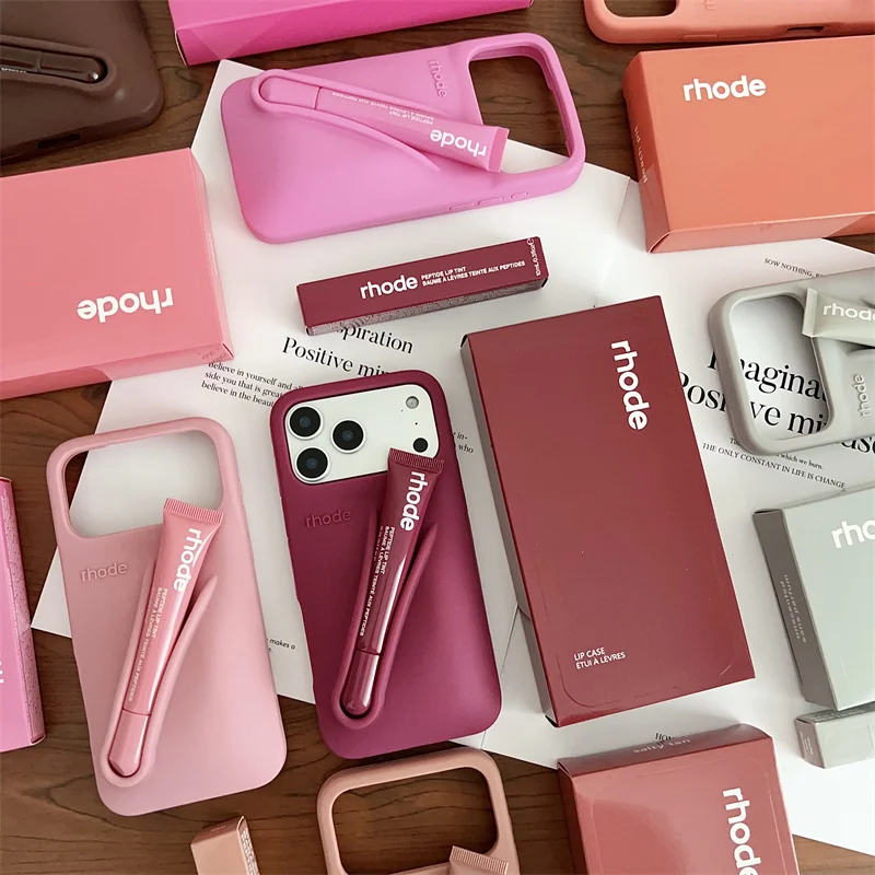 مع صندوق أحمر الشفاه رود جراب هاتف آيفون 16 17 الهواء 15 14 13 12 11 برو ماكس زائد ماكياج حامل ملمع الشفاه سيليكون الغطاء الخلفي