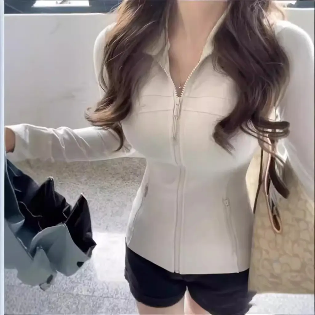 

Женский весенний спортивный топ с воротником-стойкой для йоги телесного цвета на молнии с тонкой талией, дышащая верхняя одежда для фитнеса