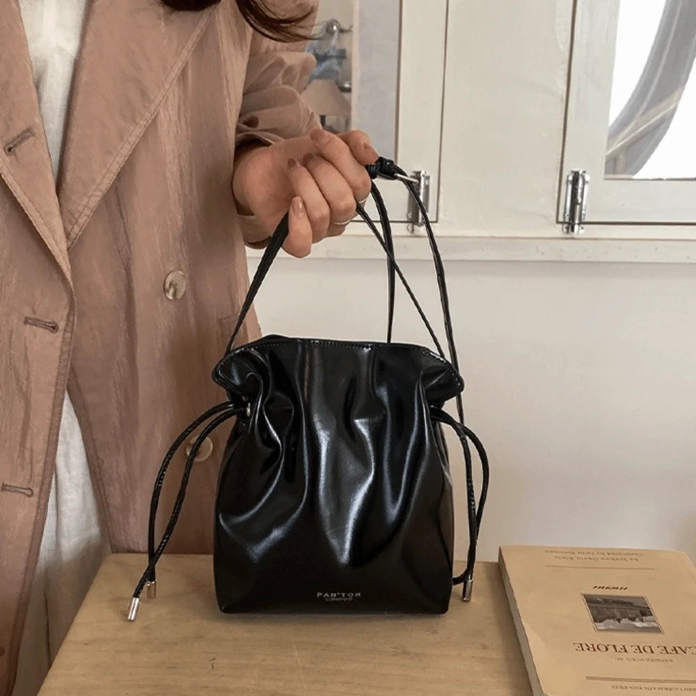 

Luxury Cloud Drawstring Bucket Bag PU Leather Lightweight Crossbody Bag Solid Color Soft Mini Shoulder Bag Women