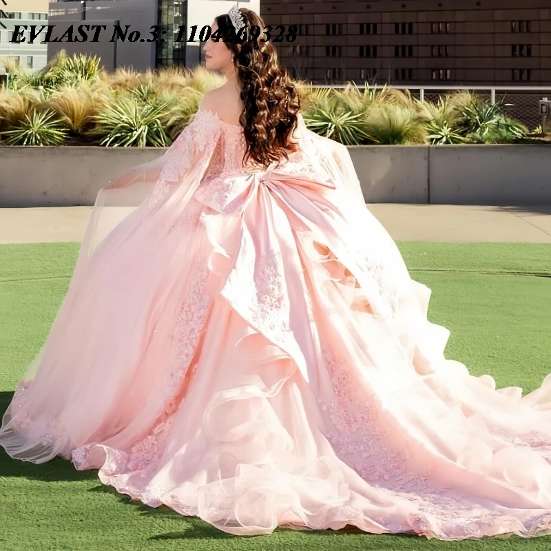 EVLAST Maßgeschneidertes glitzerndes rosa Quinceanera-Kleid, Ballkleid, Blumenspitze, Perlenstickerei, Umhang, Sweet 16, Vestidos de 15 Anos E3Q688