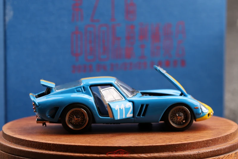 PGM 1:64 250GTO 112# Exhibition Version Simulation Limited Edition All Open Alloy Metal Static Car Model Toy Gift