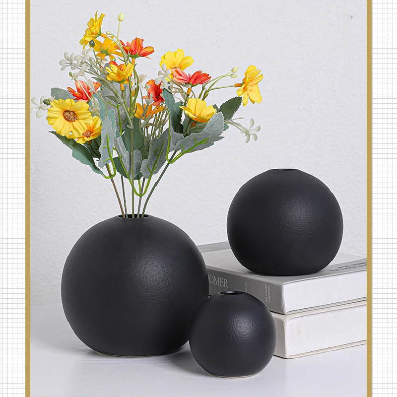 European Black and White Ball Ceramic Vase Ornaments Hydroponic Flower Vase Flower Arrangement Plant Living Room Decoration