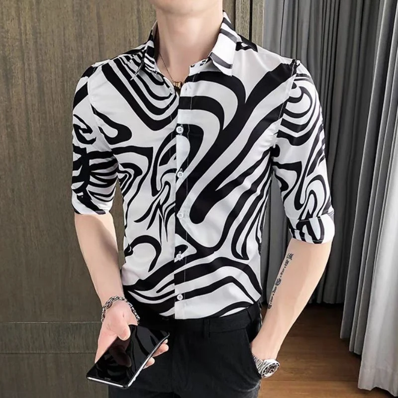 Summer New POLO Collar New Half Sleeve Shirt Man High Street Casual Slim Button Cardigan Printing Personality All-match Tops