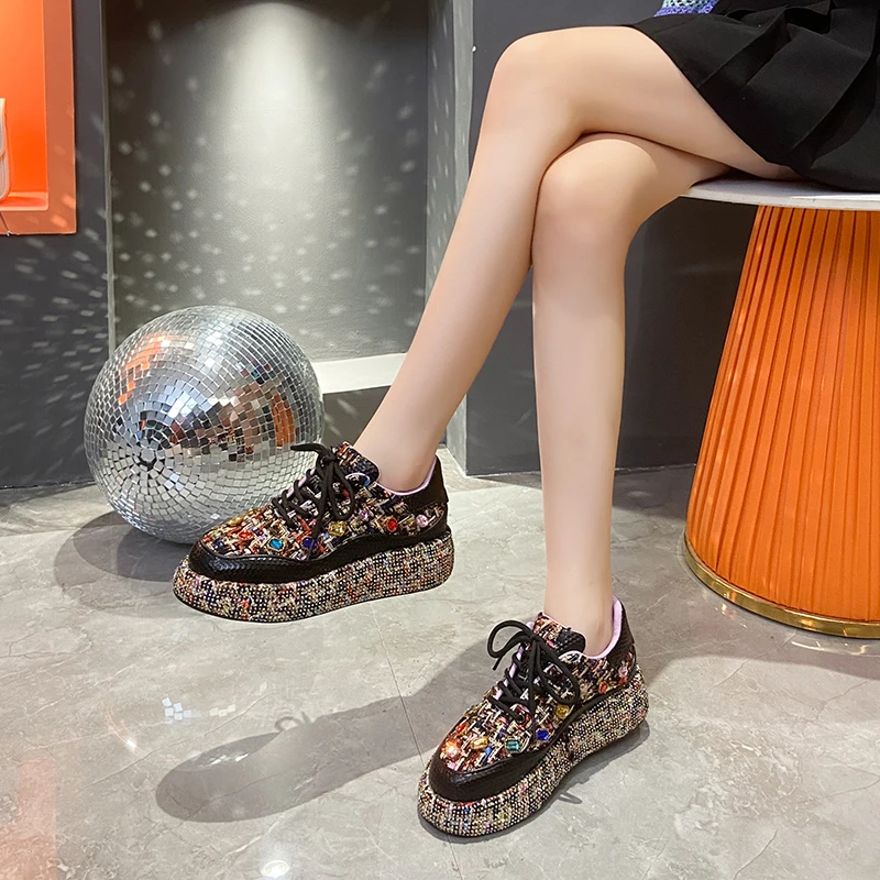 2026 Autumn Water Diamond Thick Bottom Shining Crystal Sports Shoes Luxury Designer Shoes Trendy Casual Flat Shoes Zapatos Mujer