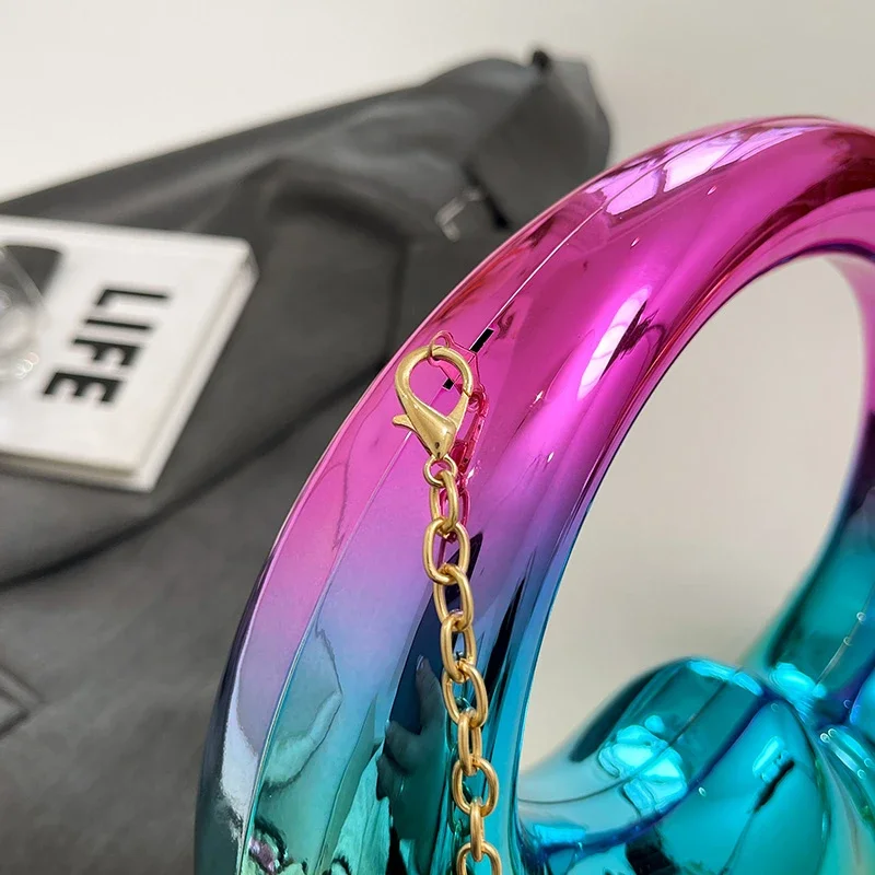 PVC Metallic Gloss Half Moon Banquet Women's Bag Hot Selling Creative Design Women's Handbag 2025 New Luxury Handbag image 2