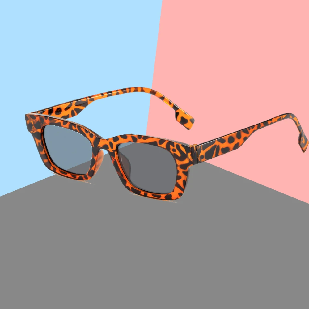 New Vintage Square Sunglasses Women Men Brand Rectangle Sun Glasses Female Oval Eyewear Oculos De Sol for Male Female Eyeglasses