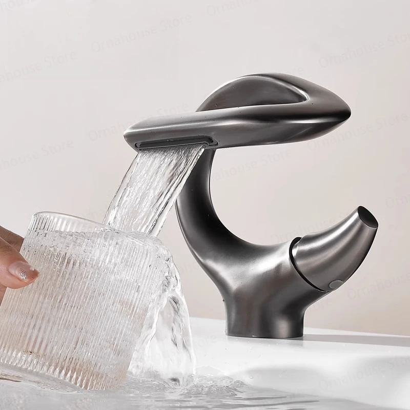 

S-образный дизайн, водопроводные краны, латунная раковина для ванной комнаты, смеситель для горячей и холодной воды, кран с одной ручкой, хромированный смеситель