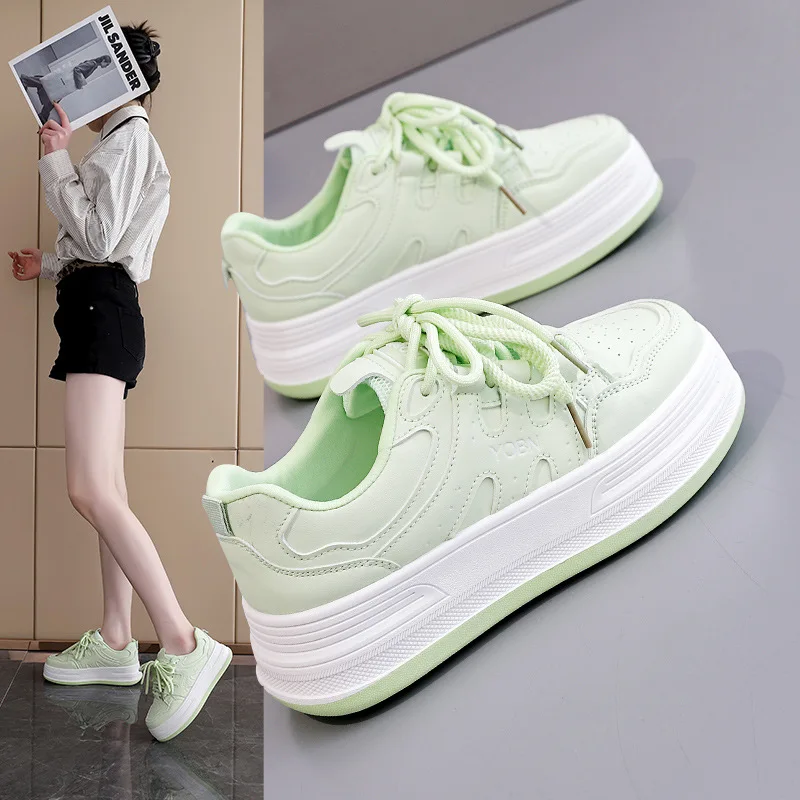 

Ladies Vulcanized Shoes Fashionable Thick Sole New Comfortable and Versatile Popular Sports and Leisure Board Shoes