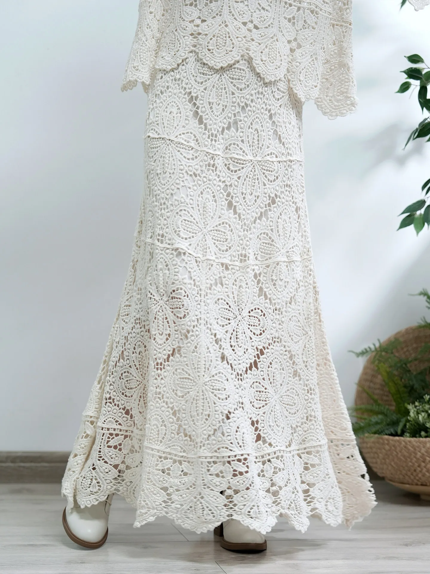 TIYIHAILEY Long Maxi Skirt for Women Knitting Skirts Ladies Elastic Waist Spring Summer Lace Fashion Beige Crochet Hollow Out